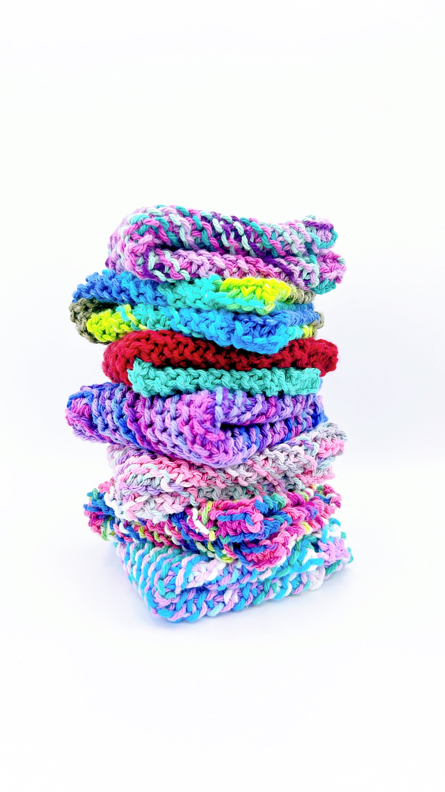 A handmade Granny Dishcloth with a classic knitted design, crafted from 100% cotton. Soft, absorbent, and reusable, perfect for washing dishes or wiping surfaces in an eco-friendly kitchen.