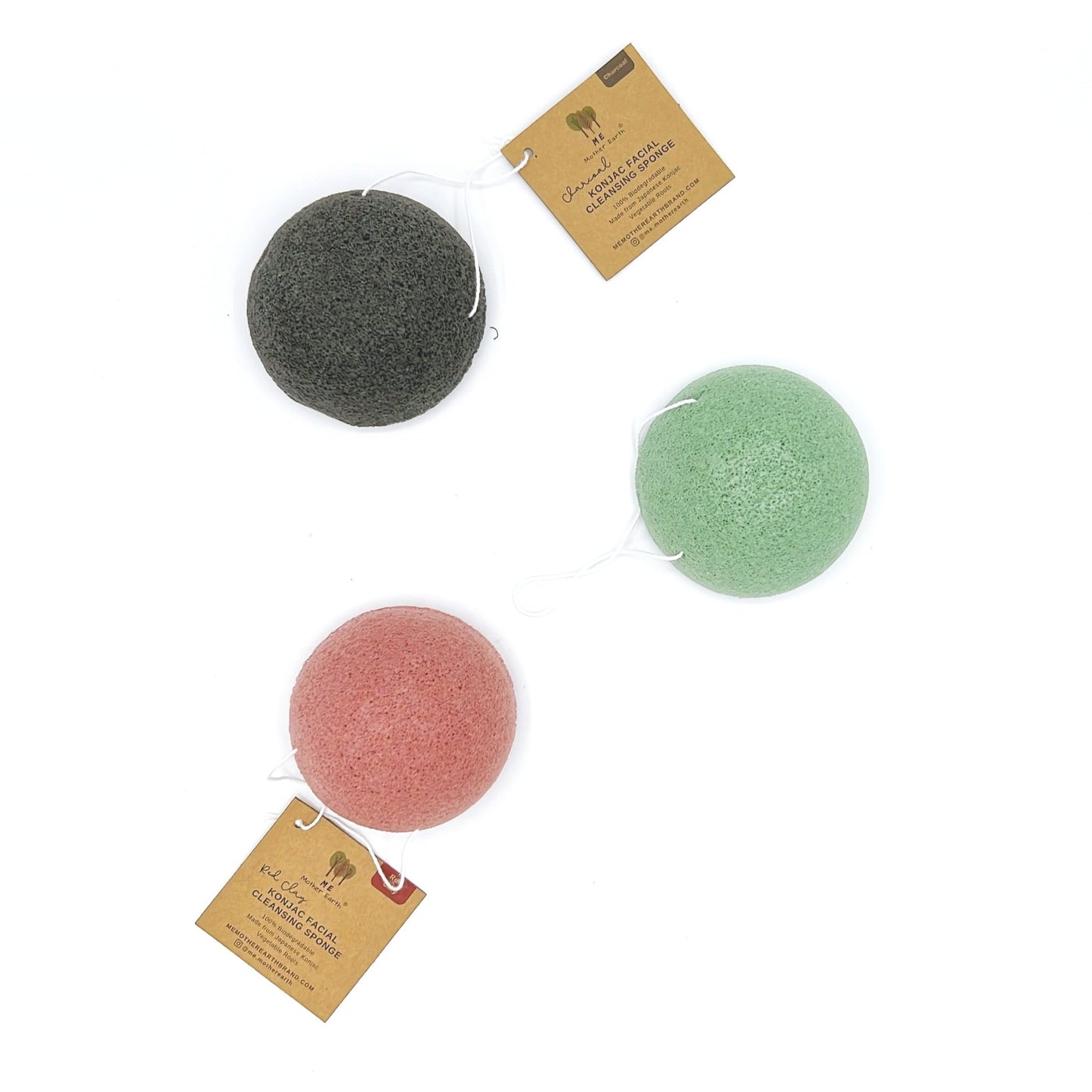 Natural, gentle konjac facial sponge for facial cleansing. Made from konjac root, it exfoliates and purifies skin for a fresh, clean feel.